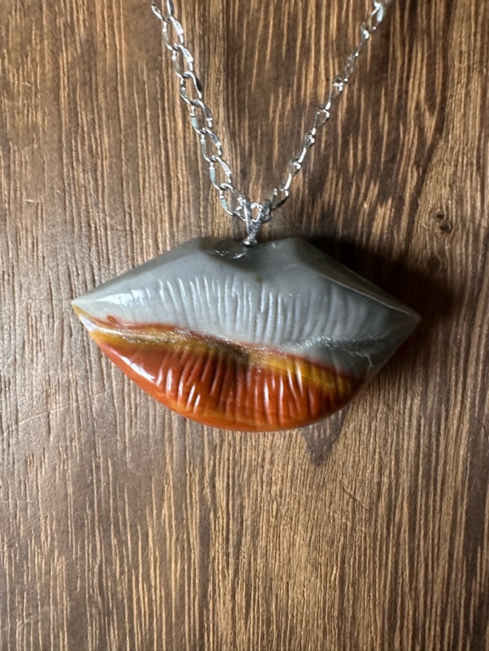 Alashan Agate Lips Pendant Necklace on Sterling Silver Bail and Stainless Steel - Picture 2 of 11